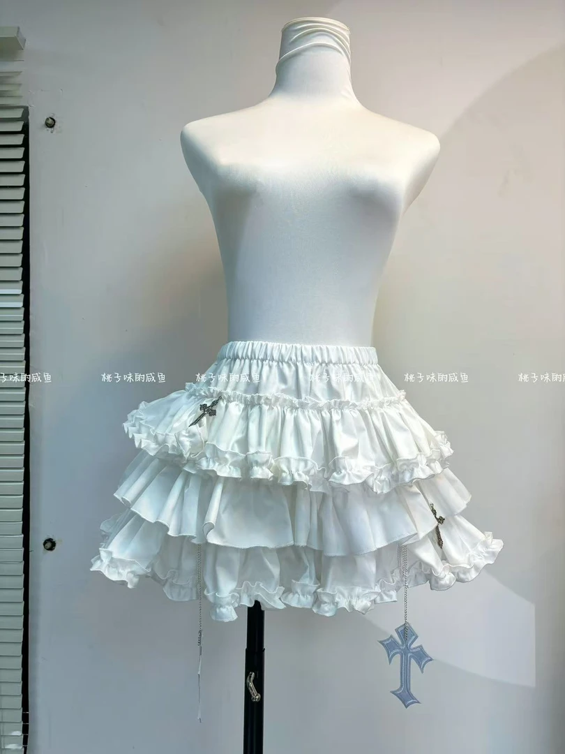 白色十字架哥特风软妹半身裙耳边百搭高腰蓬蓬裙