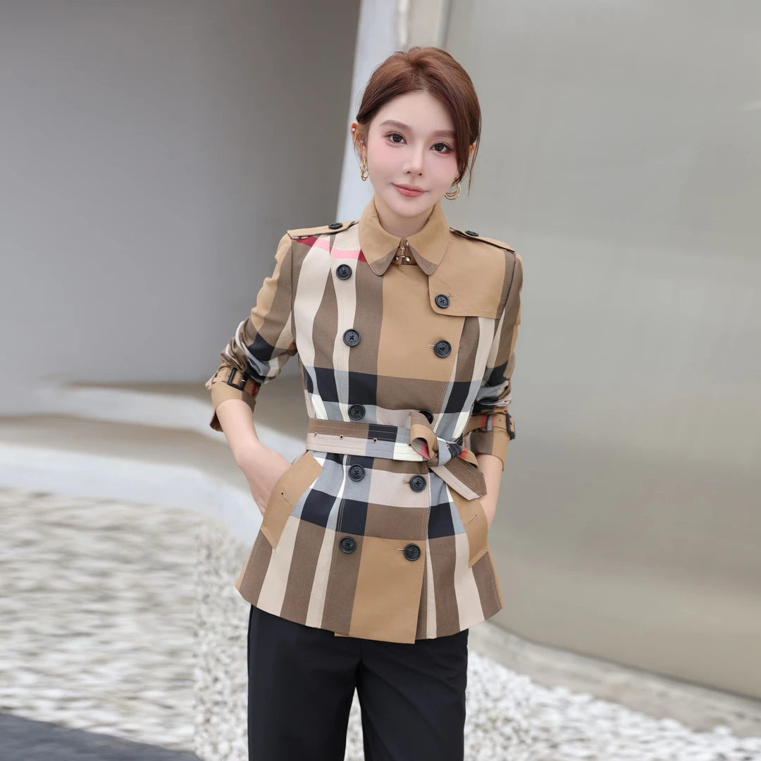 新款欧若风春秋短外套轻奢气场强大网红洋气炸街女装时尚条纹风衣