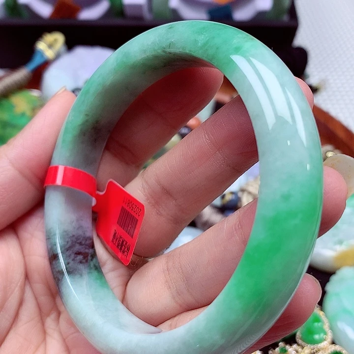 未镶嵌手镯翡翠翡翠