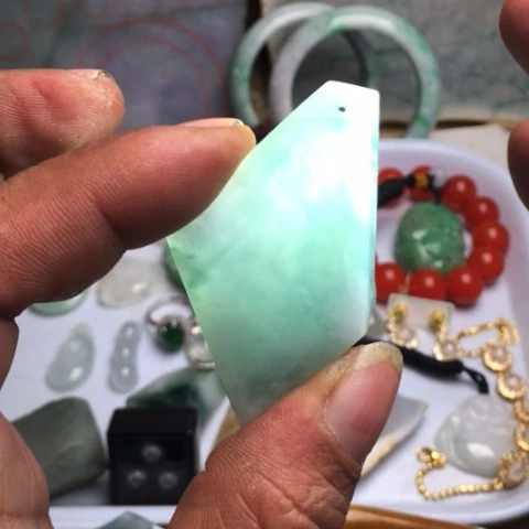 翡翠散珠天然翡翠