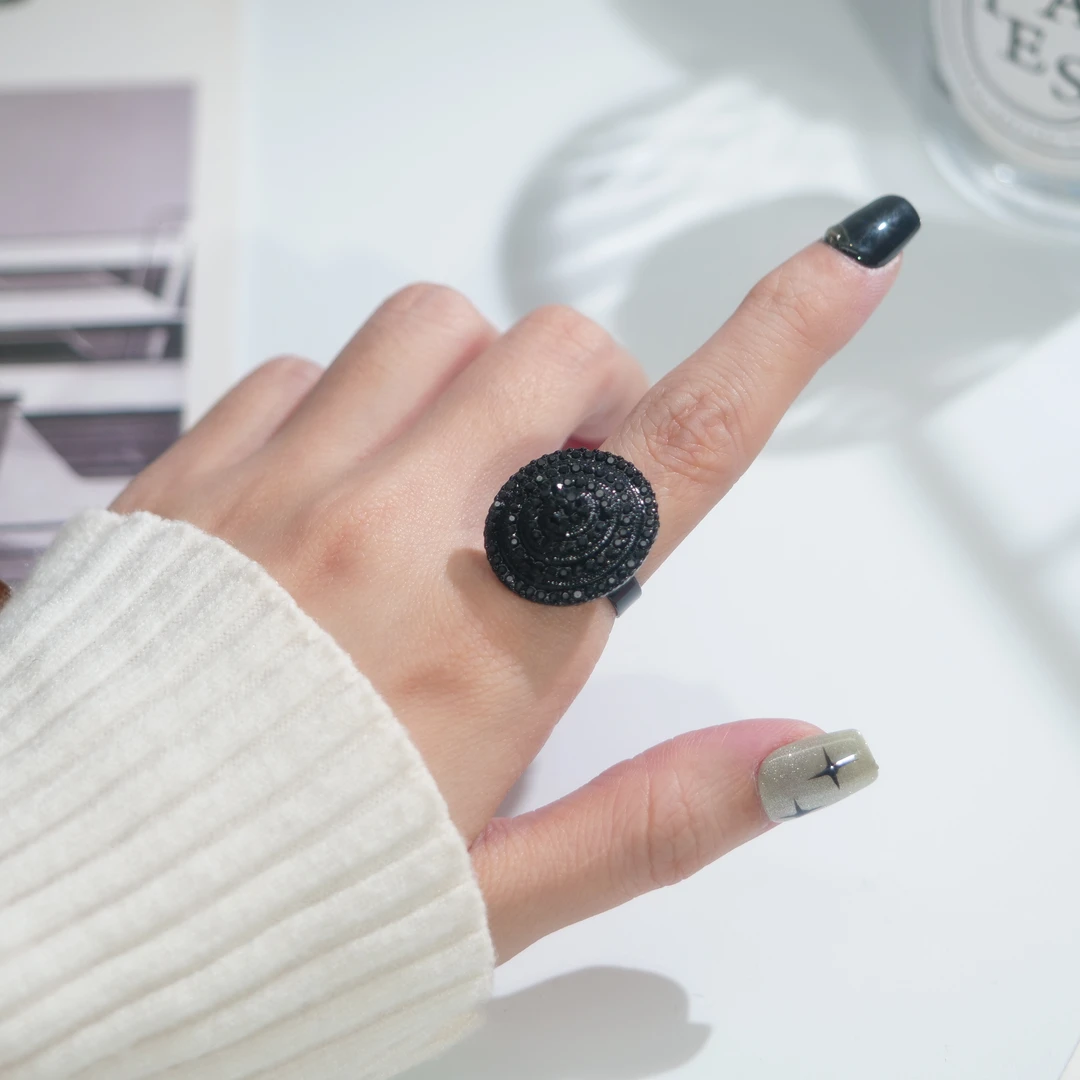 铜合金合成锆石戒指 04228大淇原创暗黑风黑滴油微镶开口个性戒指