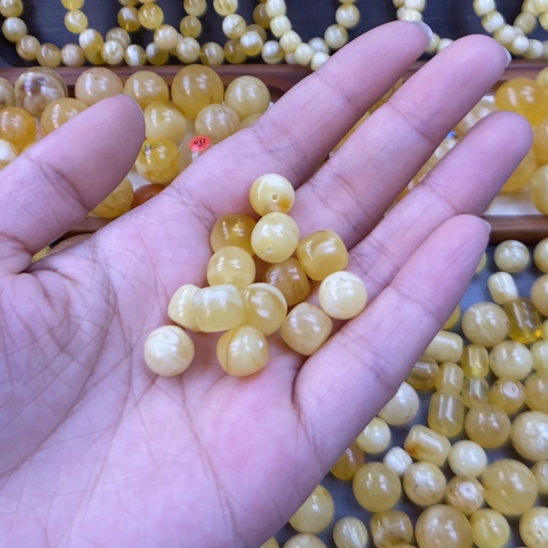 未镶嵌蜜蜡珠宝奇石