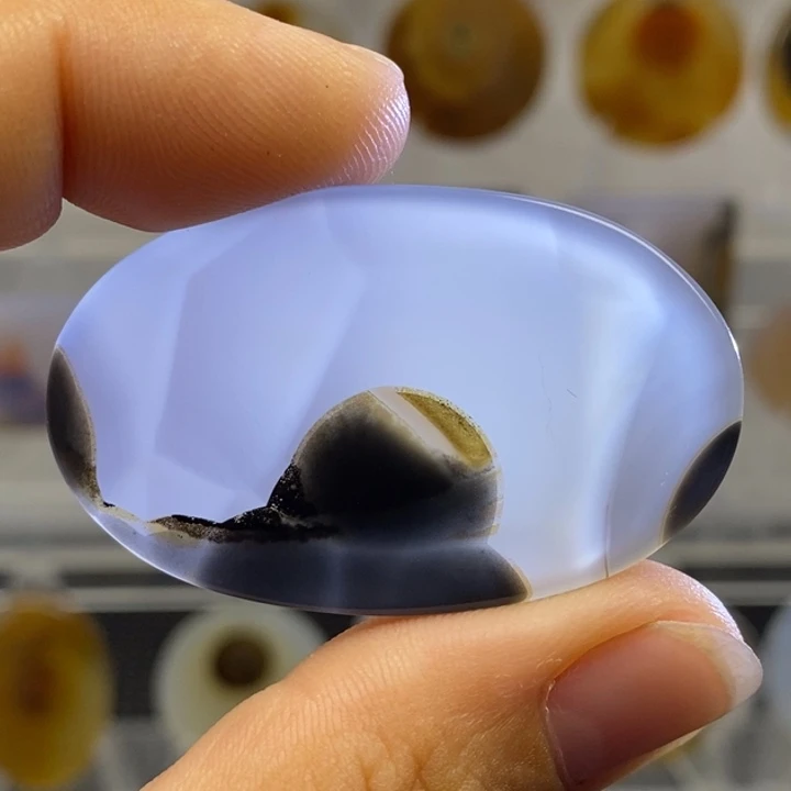 玛瑙/玉髓颈饰未镶嵌