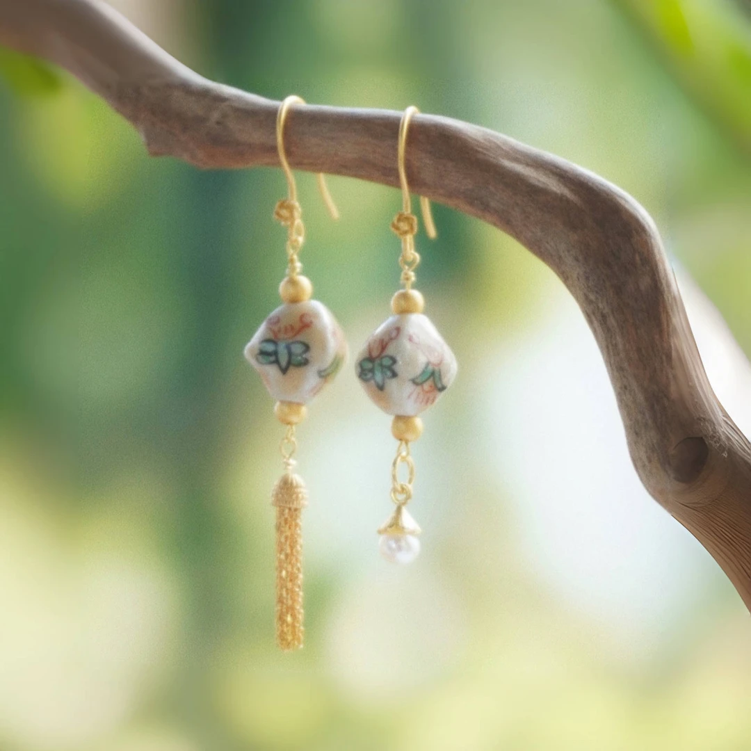 925银陶瓷耳饰 「晴春戏蝶」纯银古法金色流苏手绘陶瓷春天花朵耳钩