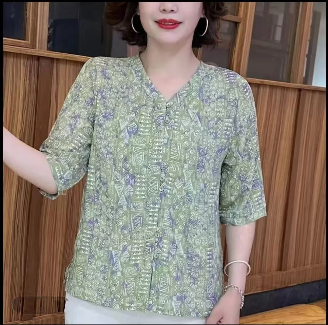 夏季中袖妈妈装纽扣款时尚中老年气质百搭松显瘦中袖上衣