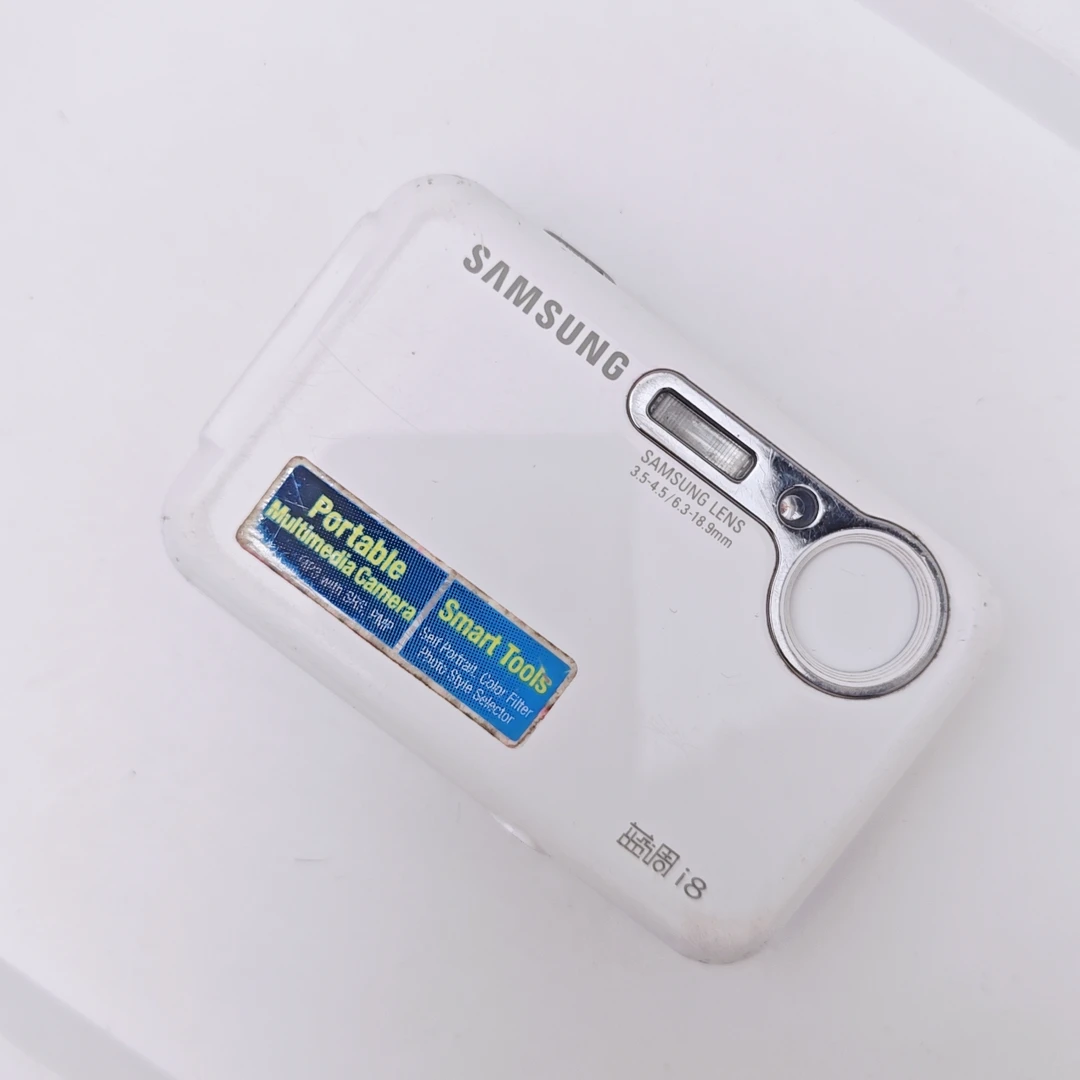 8新 Samsung/三星 i8 林允同款 820万像素3倍变焦 ccd相机