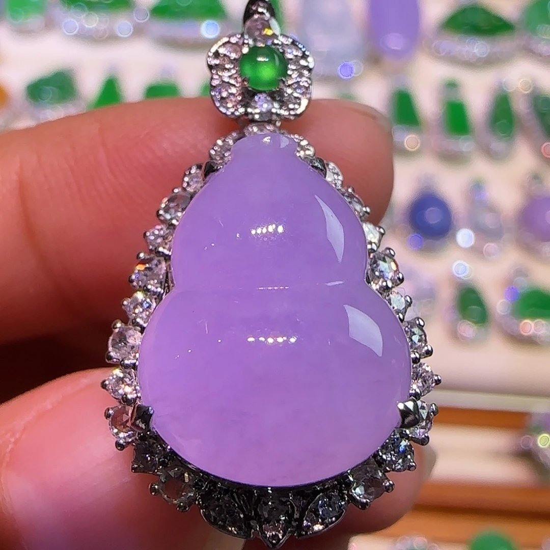 翡翠18K金镶嵌戒指