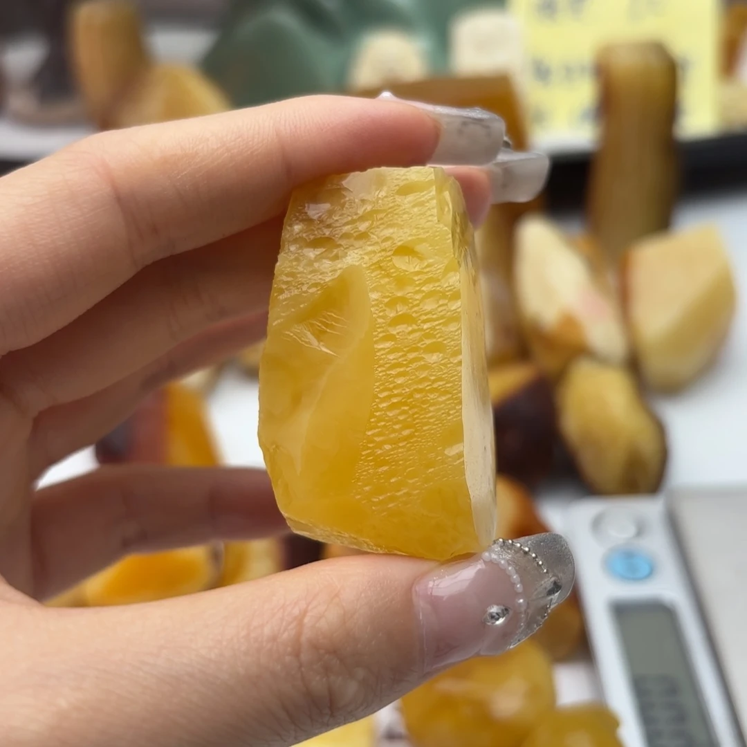 定制琥珀未镶嵌港**技