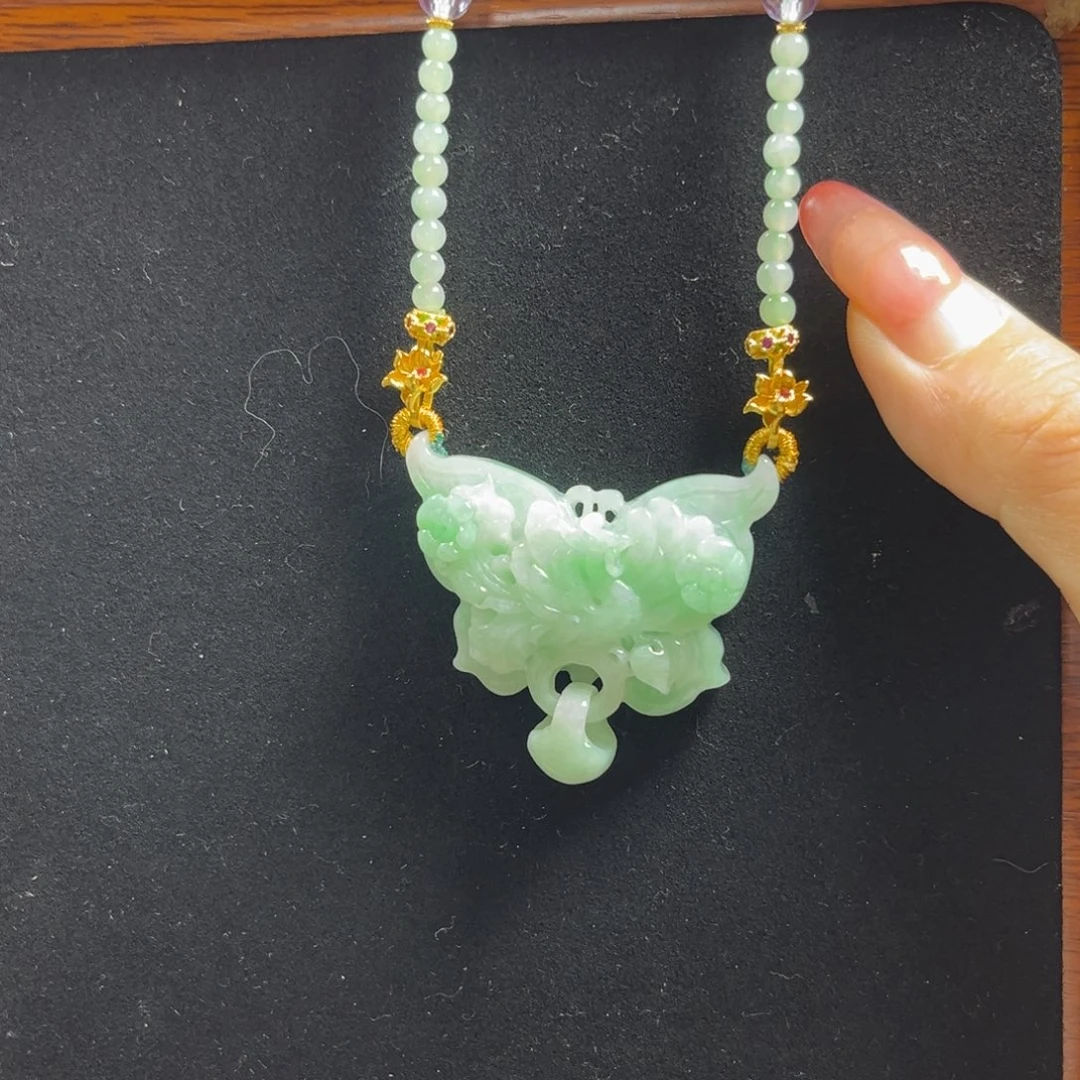 翡翠未镶嵌颈饰天然