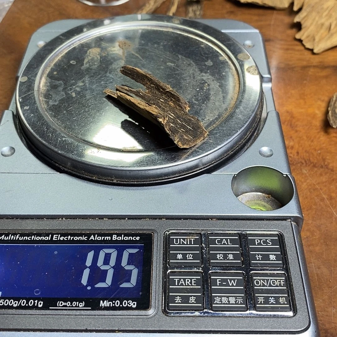 四***舍柬埔寨根部精品料一块（122401/加209预备金