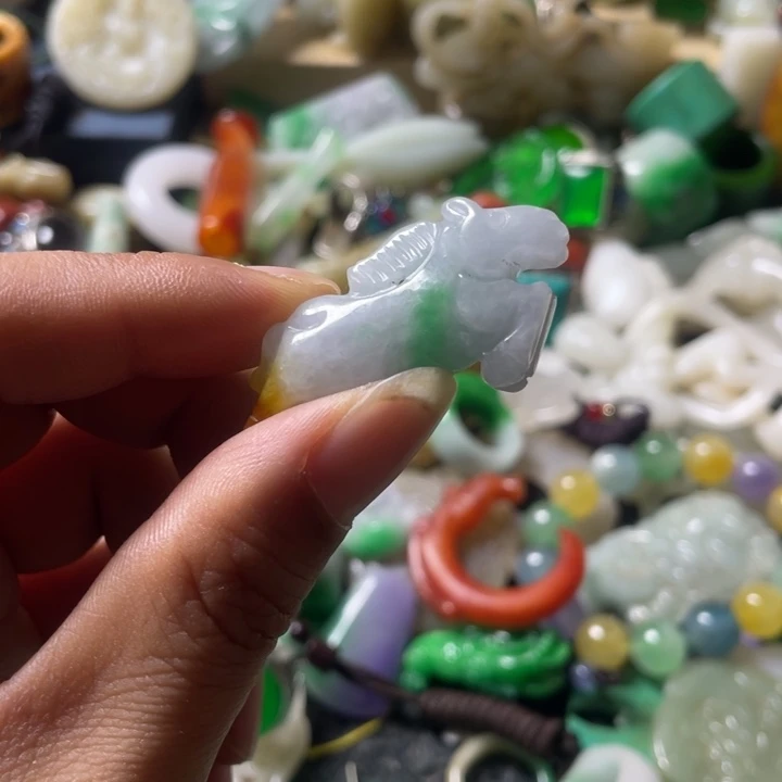 和田玉未镶嵌吊坠(不含链)