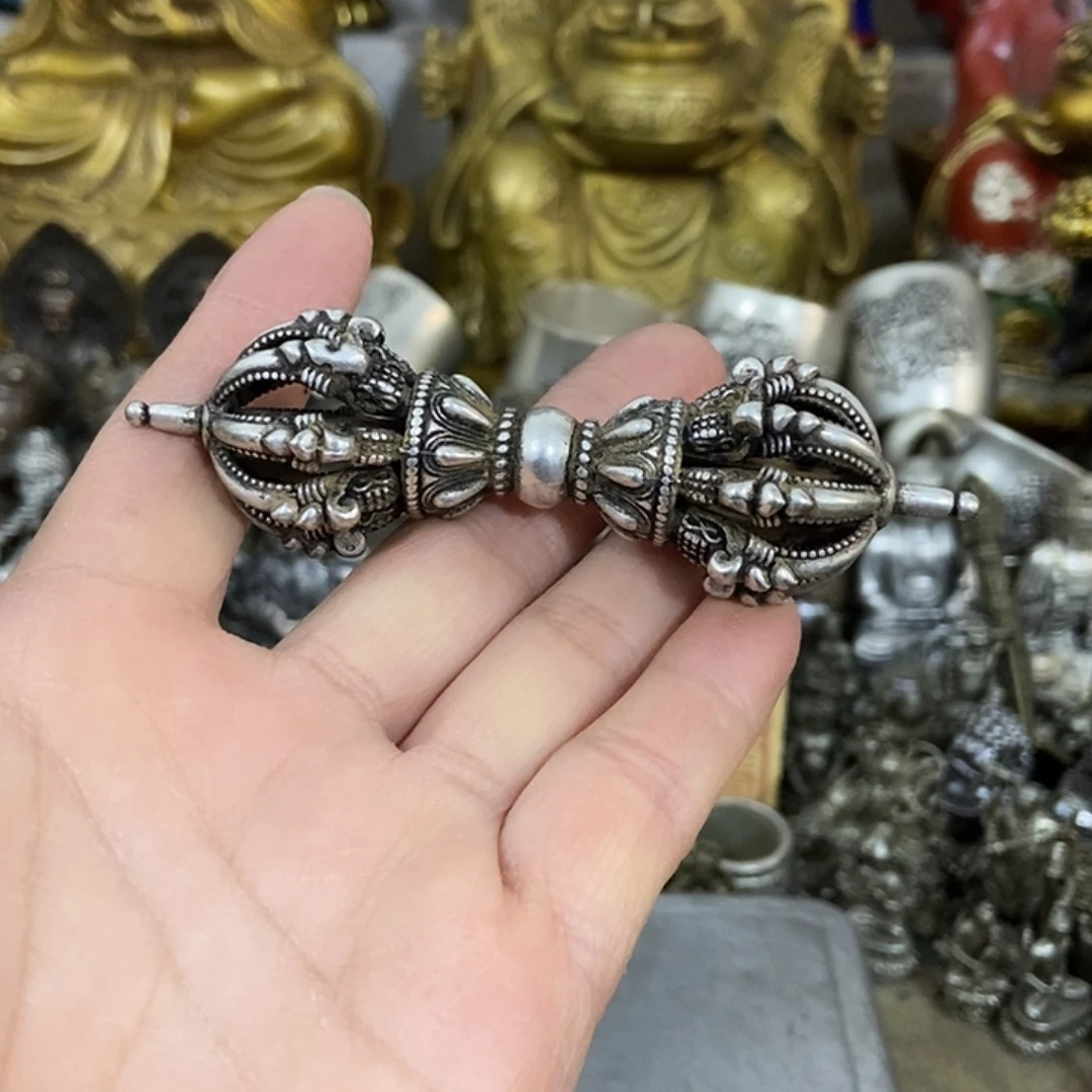 白天白见，白天并肩并肩并肩并