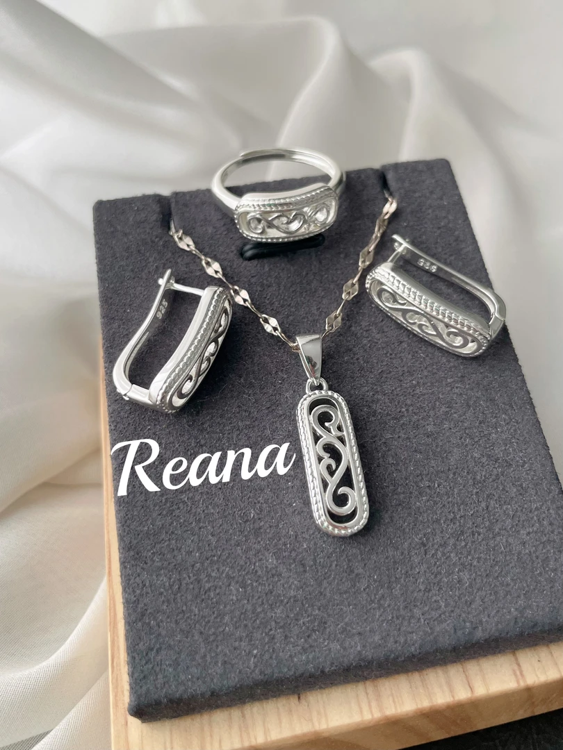 钛钢耳饰 OYU雕花小梳子