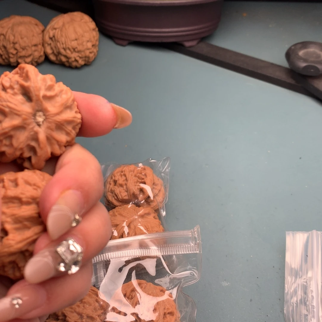 文玩核桃把件苹果4041