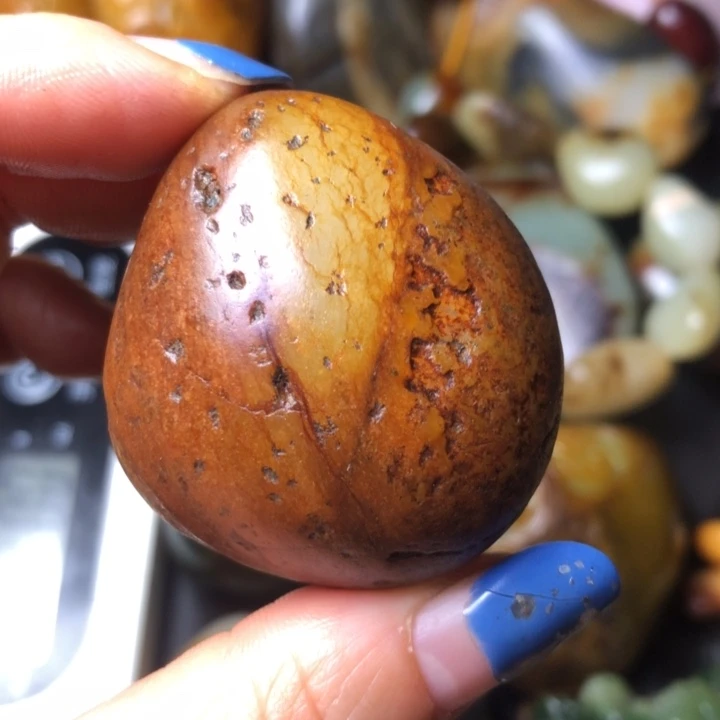 和田玉未镶嵌珠宝奇石