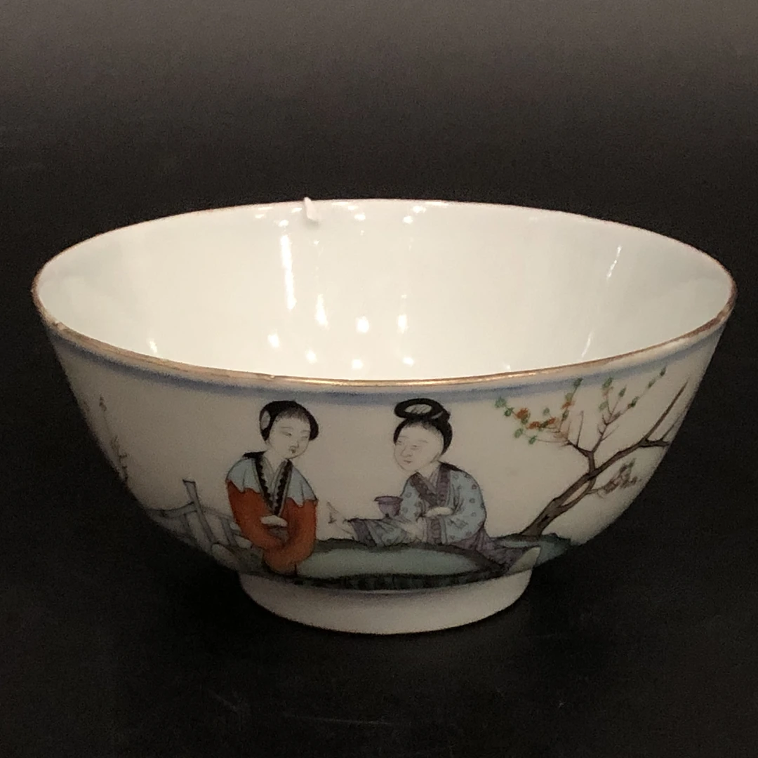 25110146 民国粉彩桃花美女图碗 口径12.2cm*高5.6cm