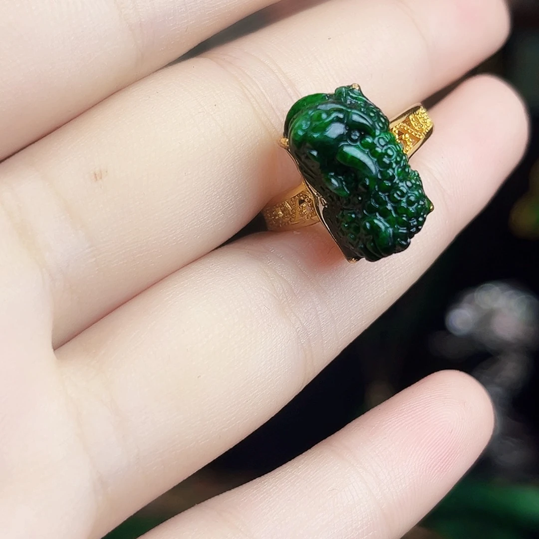 颈饰银S925镶嵌翡翠多样性