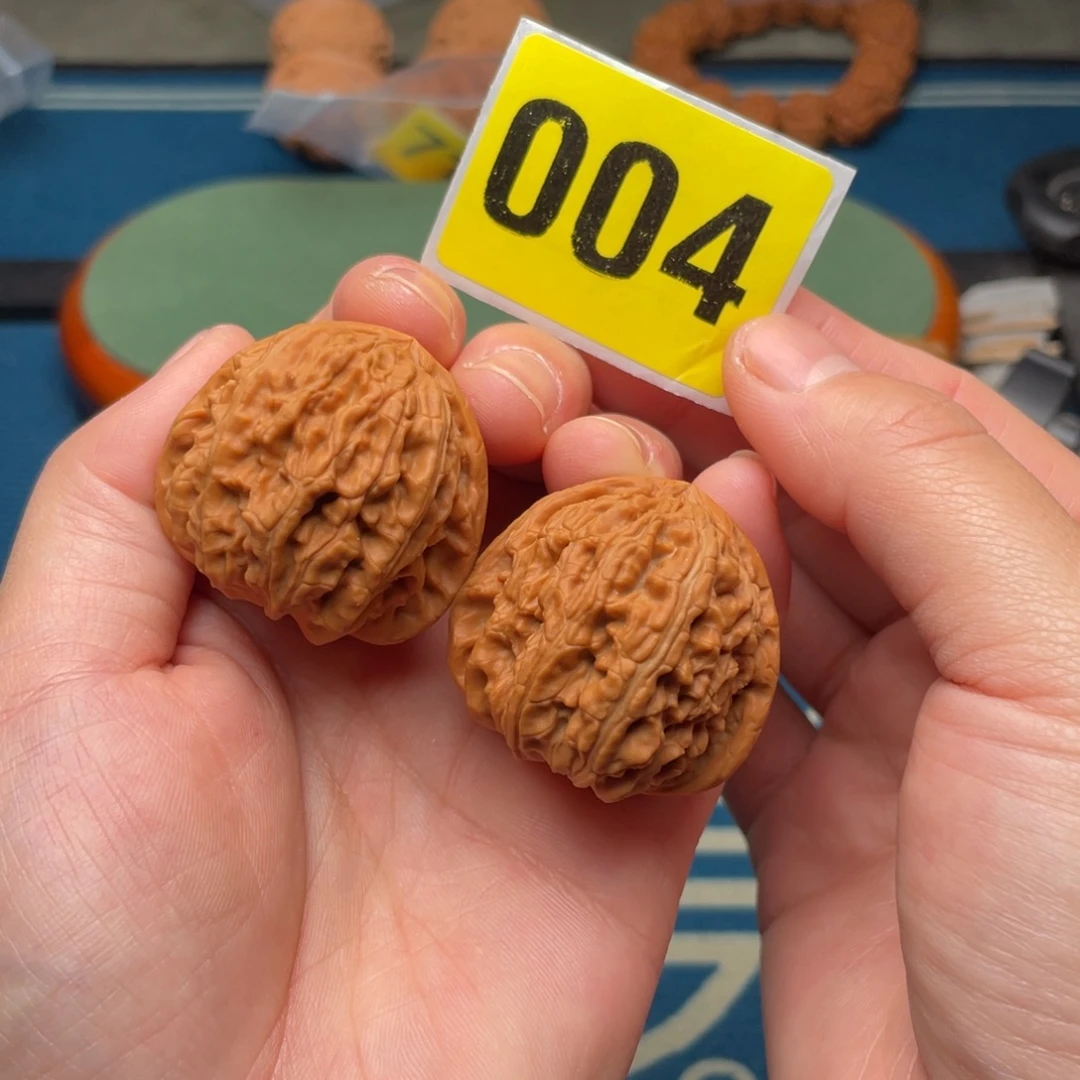 把件文玩核桃36三角白004号