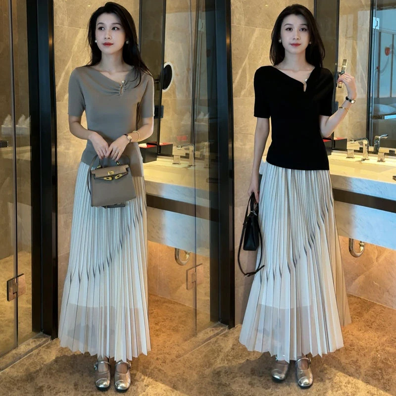 时尚套装裙女2025夏季新款洋气质显瘦冰丝短袖针织衫半身裙两件套