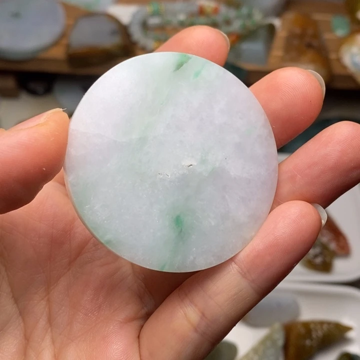 翡翠未镶嵌颈饰天然