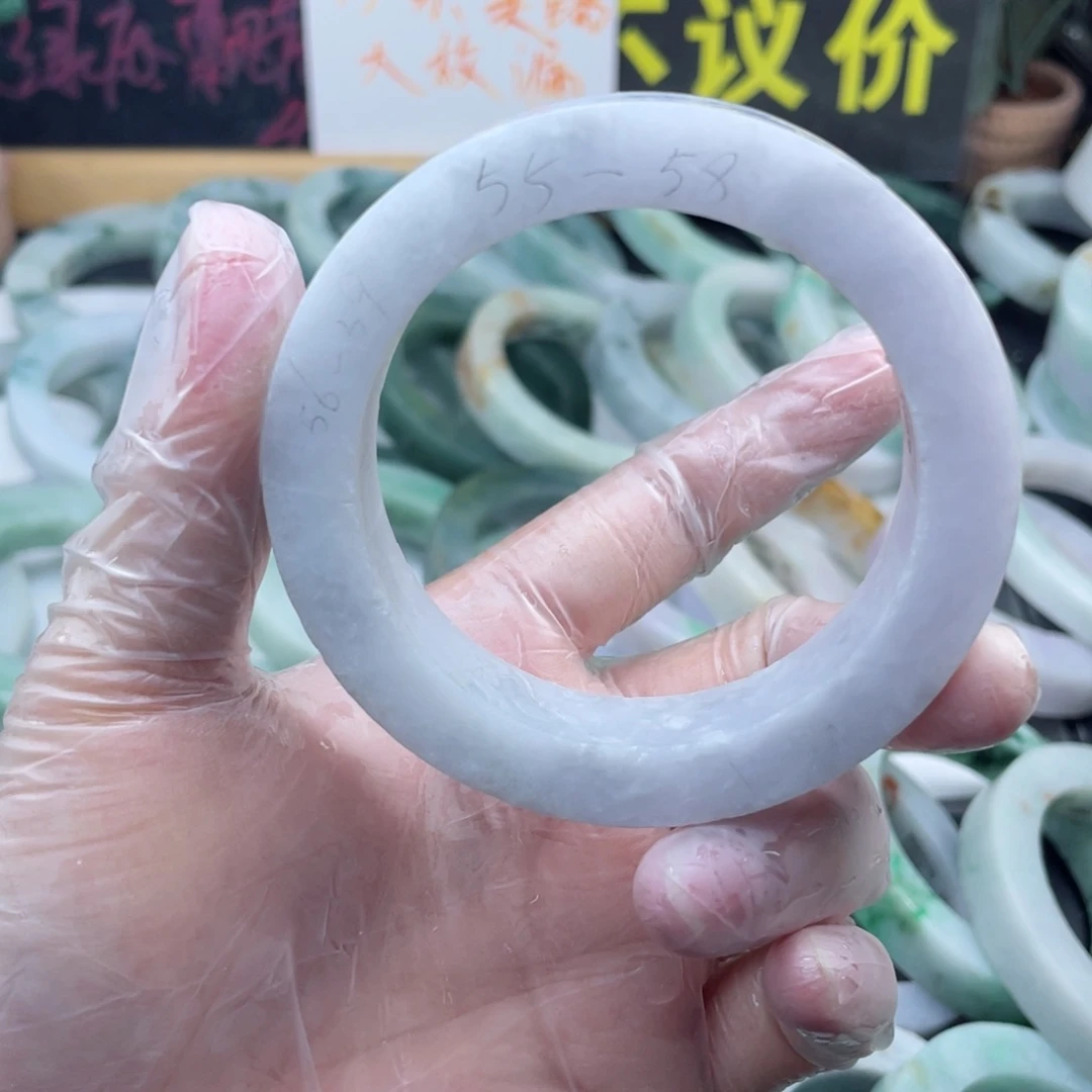 未镶嵌翡翠定制翡翠