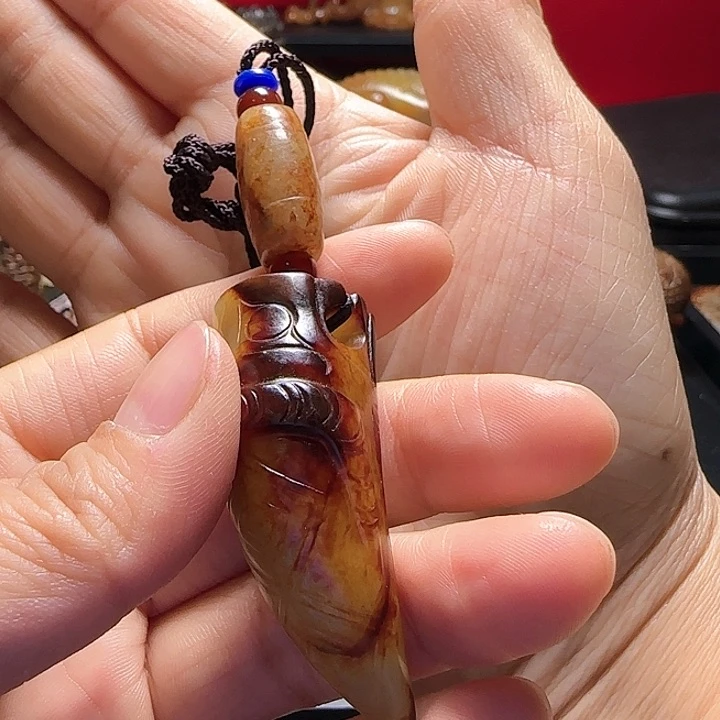 和田玉颈饰未镶嵌爱****工