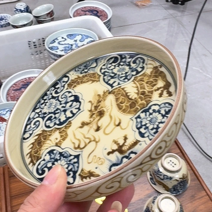 瓷片釉里金如意穿花龙壶乘景德镇