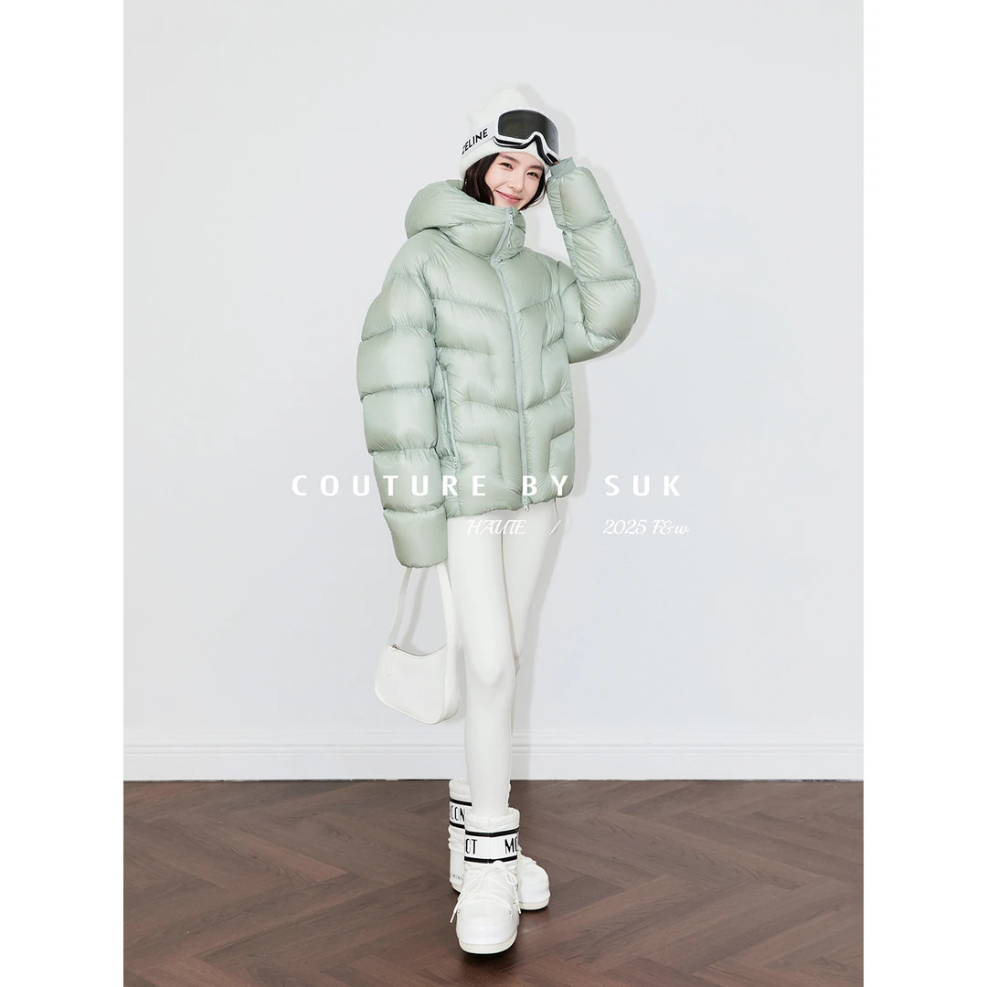 SUK【时尚冬锐】冬季户外90白鹅绒连帽保暖防风功能性羽绒服女5826