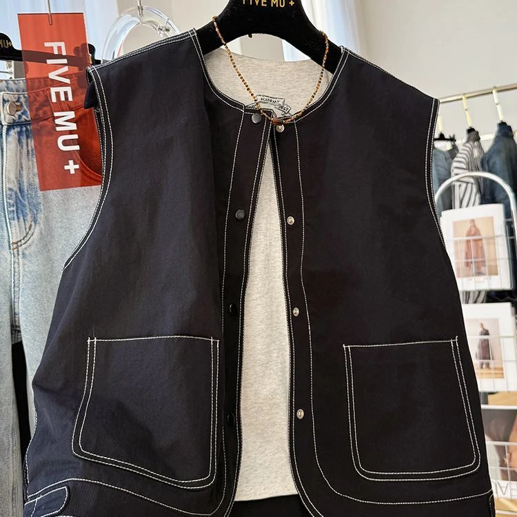 新款外穿马甲独特别致明线装饰圆领无袖背心外套女春装叠穿上衣