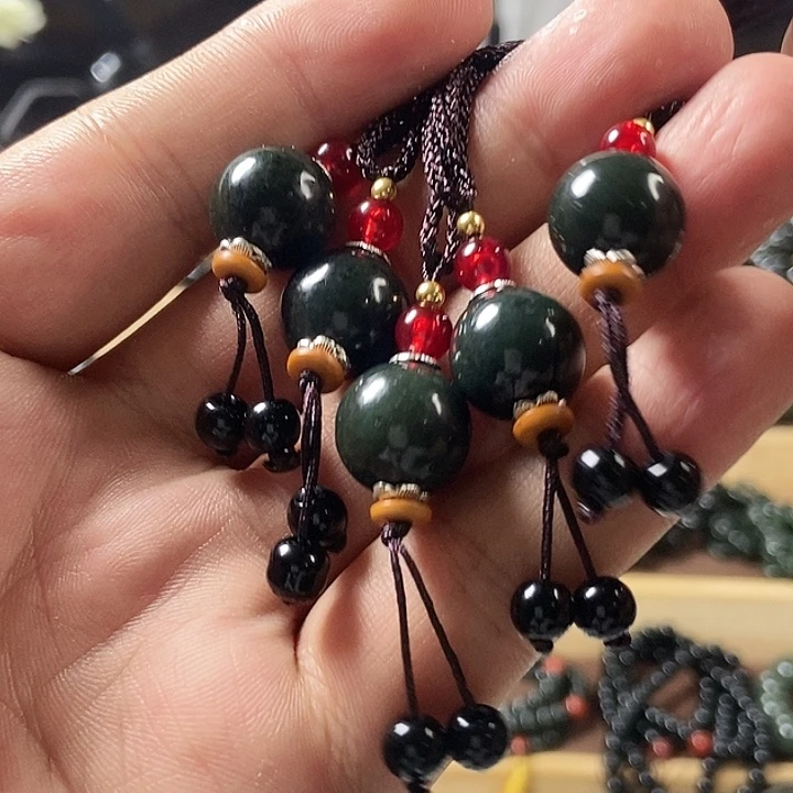 和田玉（青玉）未镶嵌颈饰