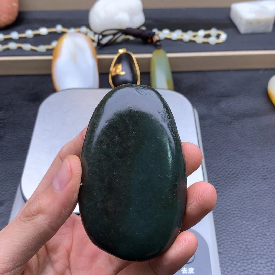 和田玉挂件未镶嵌