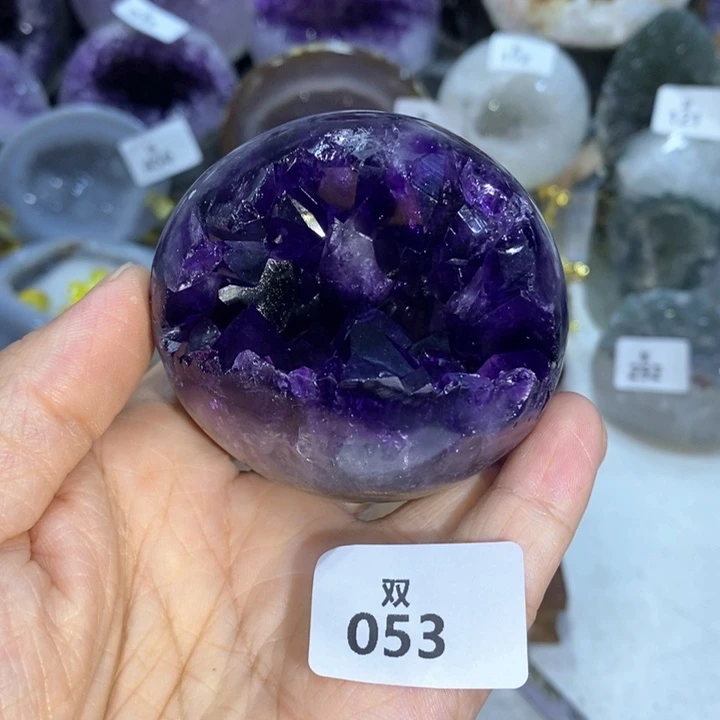 未镶嵌水晶大型摆件（非配饰）