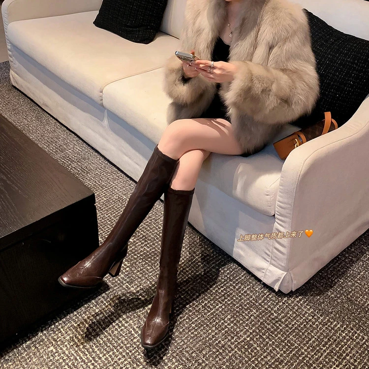 2025新款秋冬欧美风高粗跟拉链骑士靴方头柔软百搭弹力真皮靴