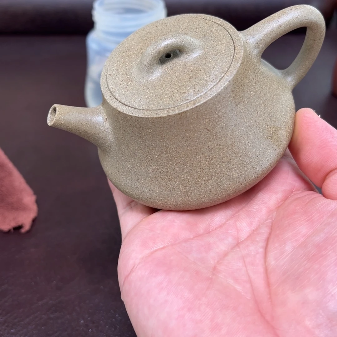 茶壶紫砂汽修厂和机械设备