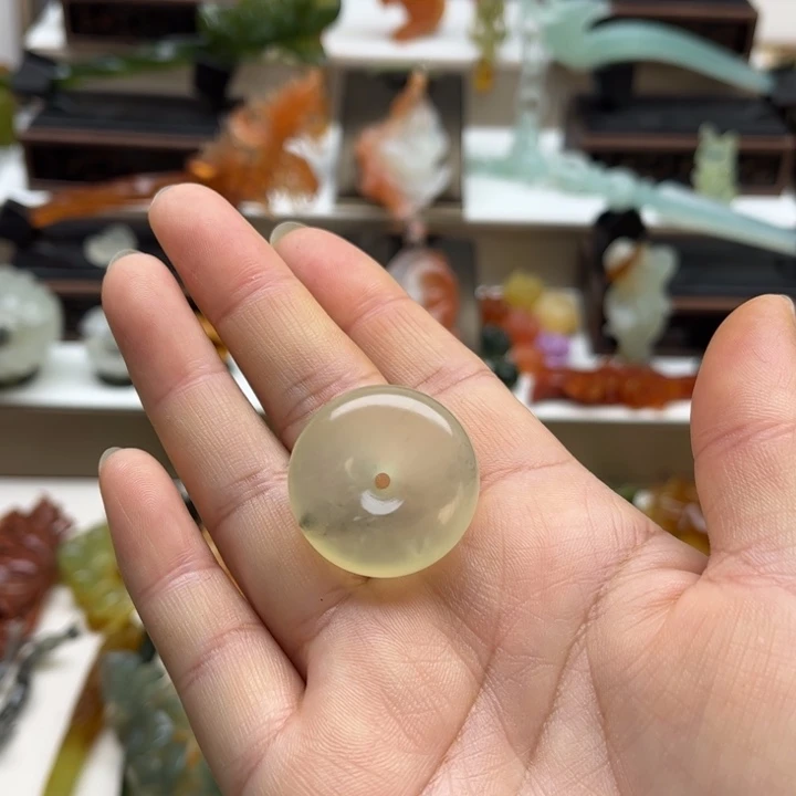 蛇纹石玉未镶嵌岫玉发簪