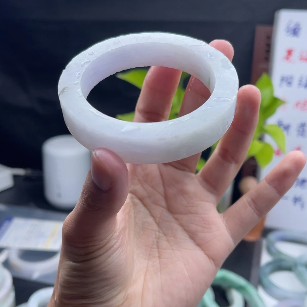 定制翡翠未镶嵌正圈