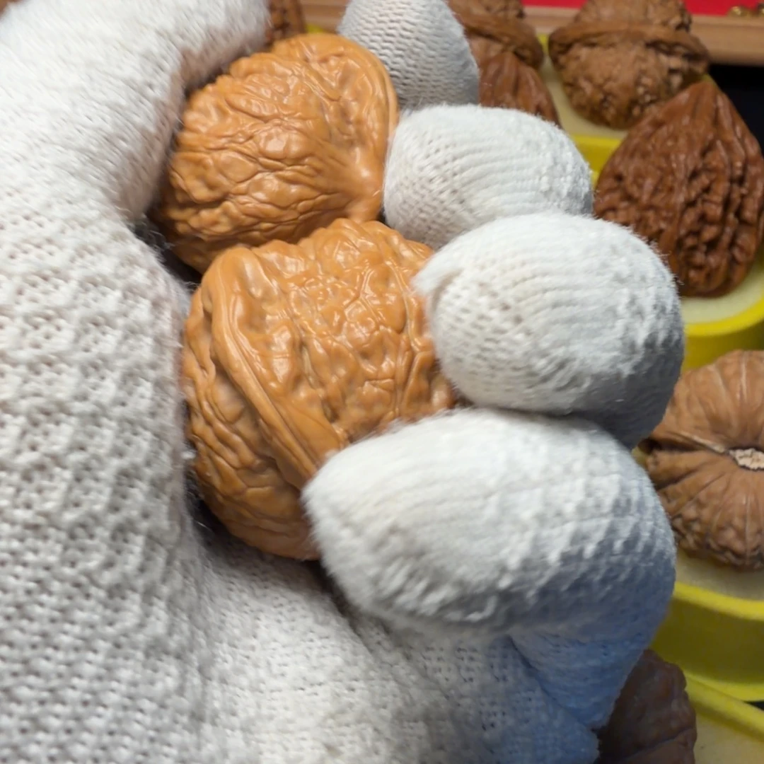 *****文玩核桃吊坠磨盘