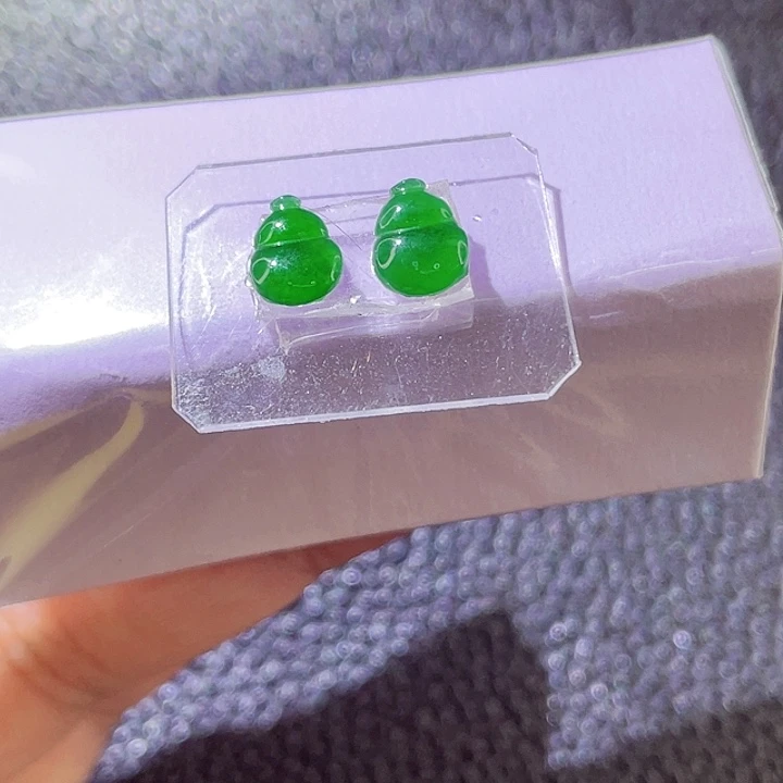 未镶嵌定制翡翠翡翠