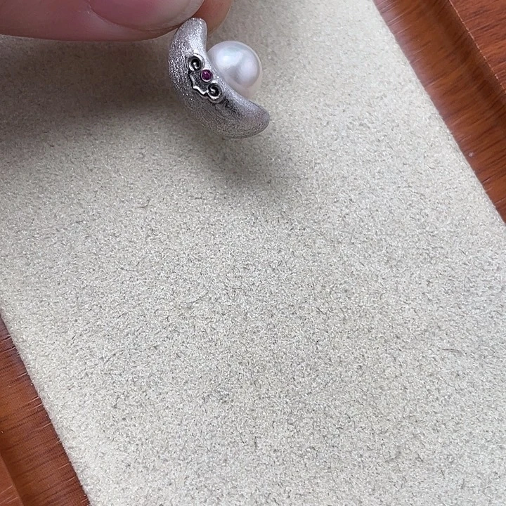 银S925镶嵌吊坠(不含链)海水珍珠