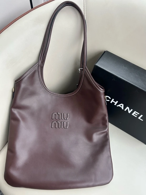 99新 MIU MIU/缪缪 壹号24年款石楠木色ivy托特包