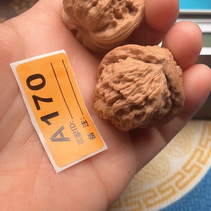 文玩核桃把件核桃