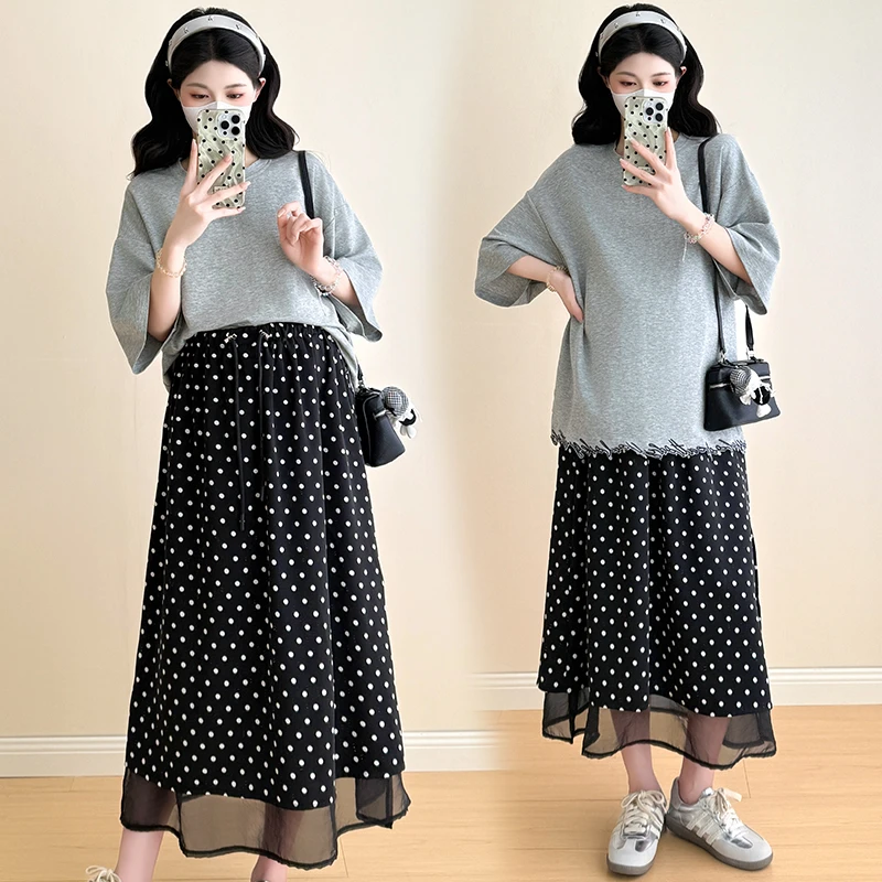 时髦夏季新款孕妇时尚宽松气质重工刺绣T恤+波点猪鼻扣半身裙套装