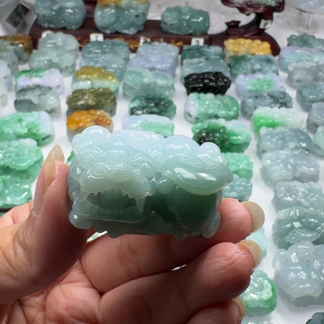 小***麻定制翡翠未镶嵌貔貅买断不退不换