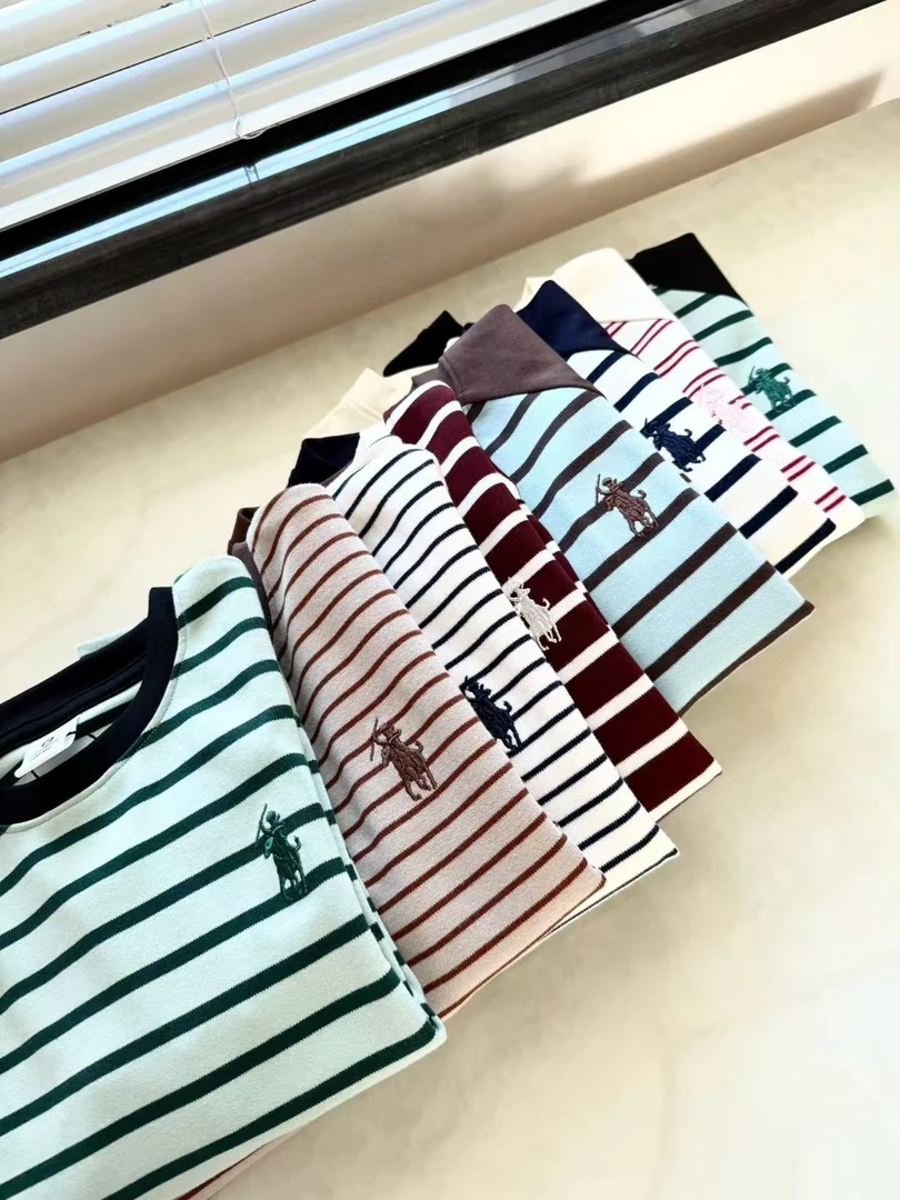 2025 新款  两款男女宝宝中大童条纹战马刺绣长袖条纹T恤