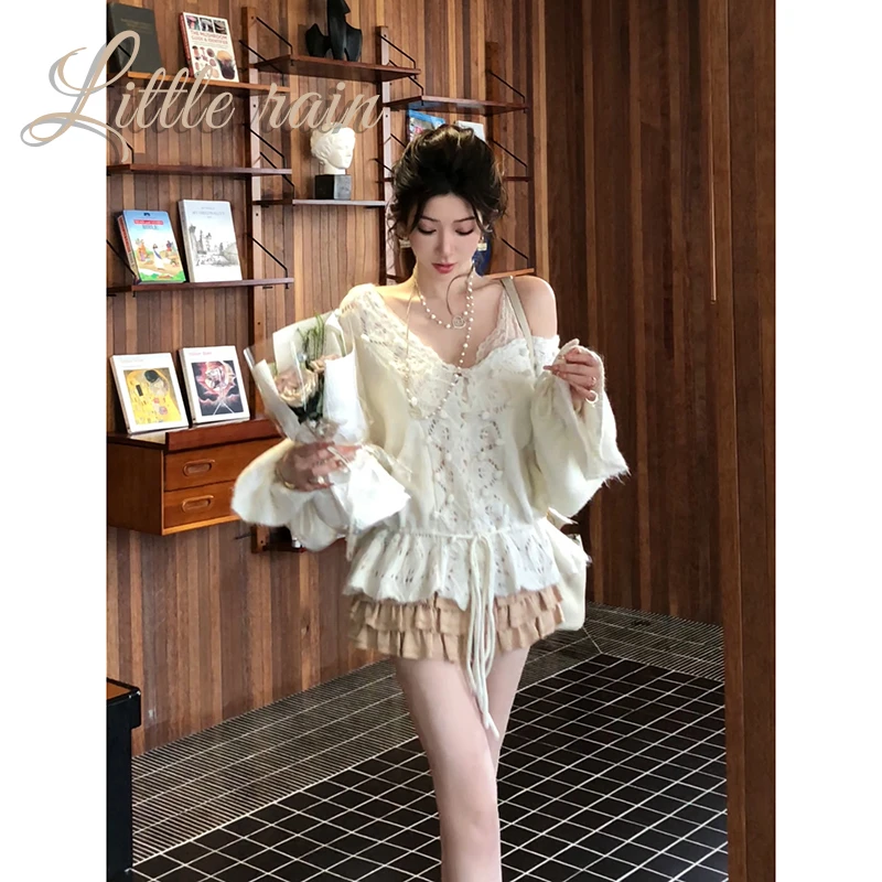 小雨姐姐秋款【暖朵毛衣】镂空钩花毛球V领宽松抽绳下摆针织毛衣女