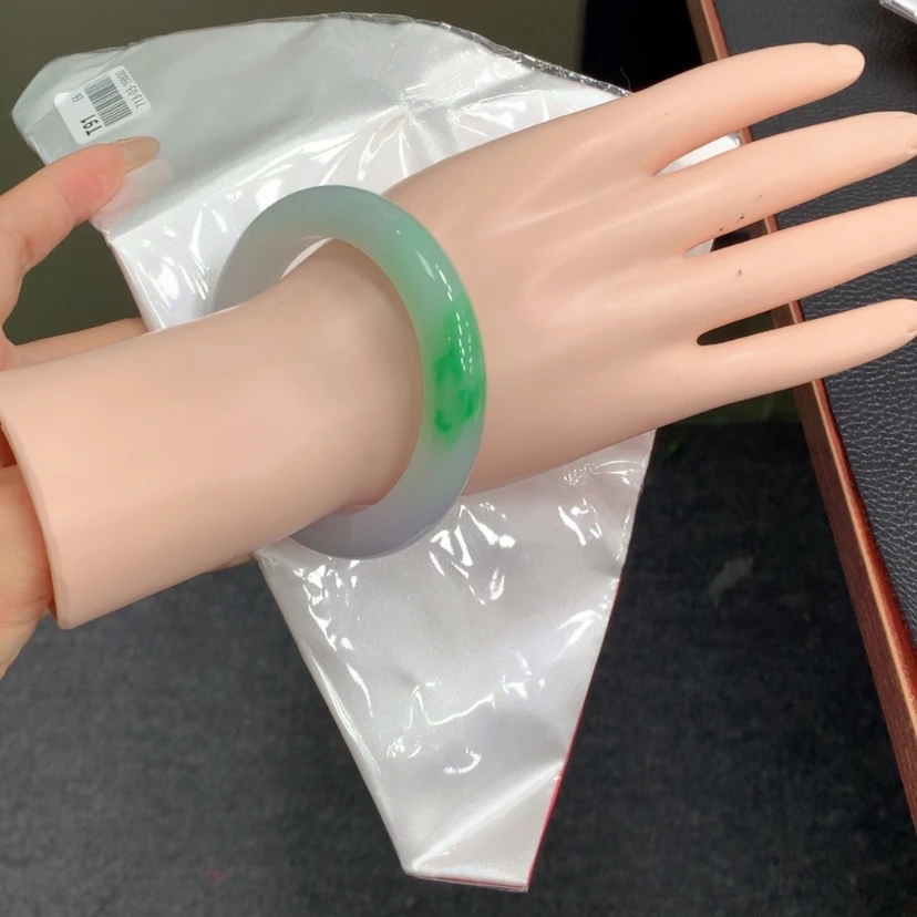 【闪购商品】翡翠手镯未镶嵌三**妈翡翠