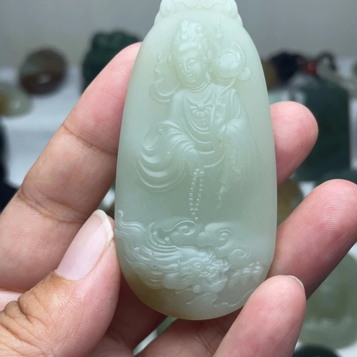 颈饰未镶嵌和田玉