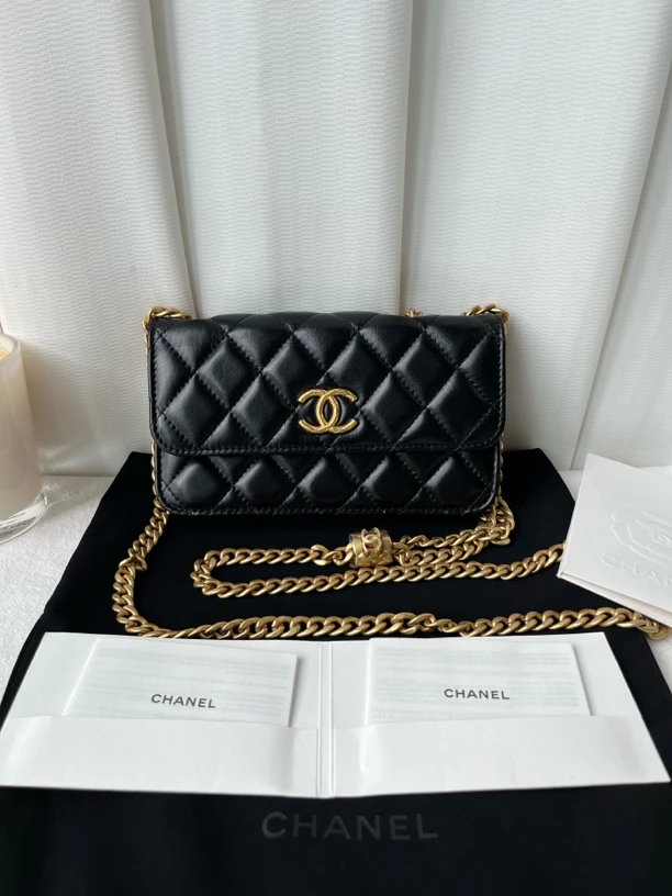 99新 Chanel/香奈儿 黑金菱格亮面金柱woc单肩斜挎包链条包23B