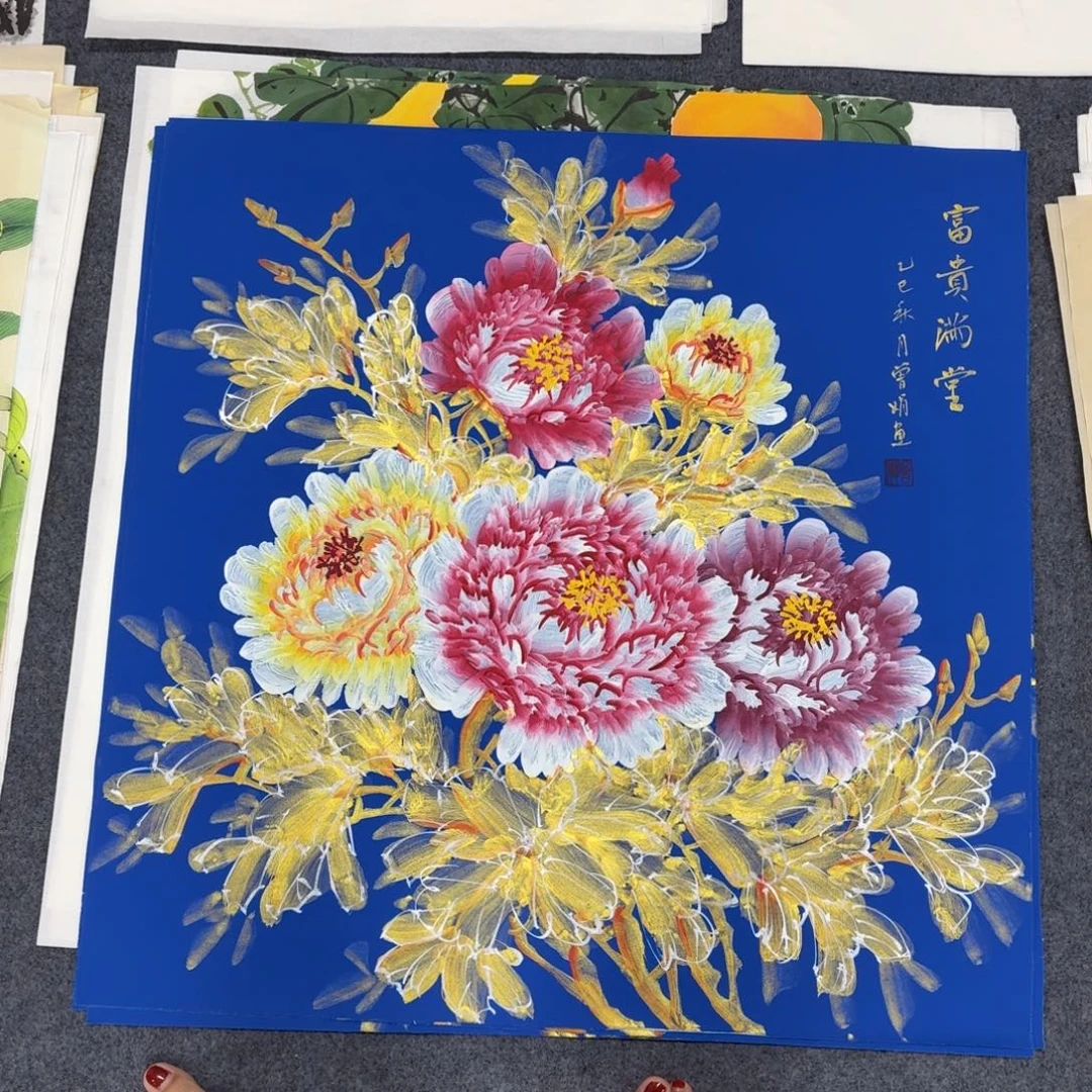 国画68×68金叶牡丹手绘作品画画