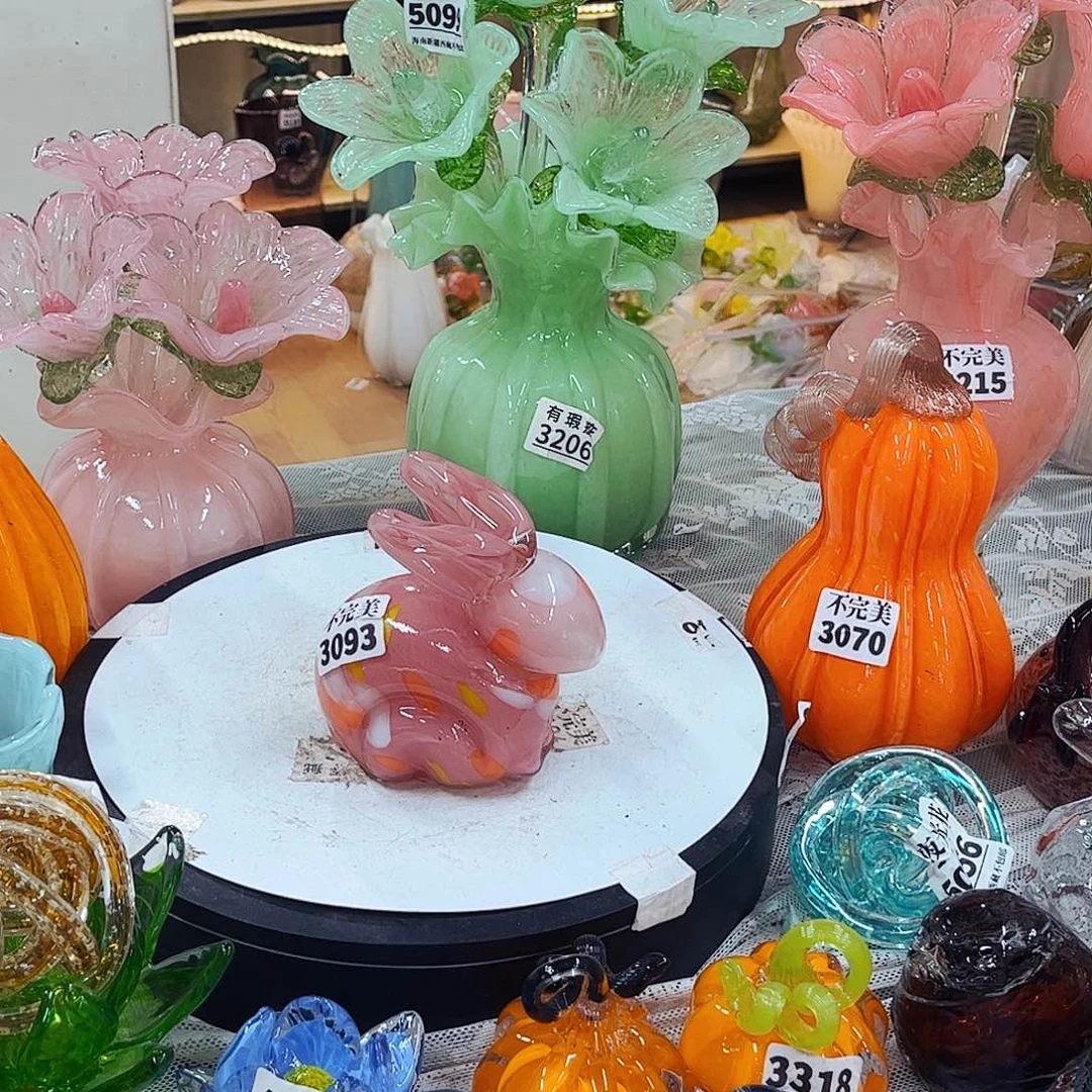 3093 家悦琉璃工艺品不完美